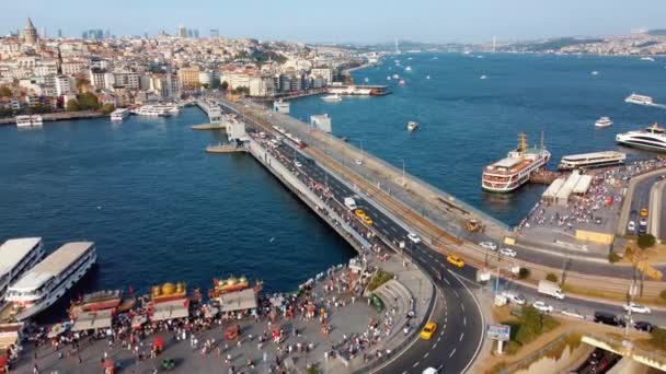 Drone Aerial View Galata Bridge Overlooking Bosphorus City Movement Cars — Stock Video