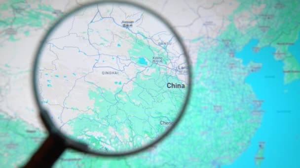 Batumi Georgia Januari 2024 China Door Vergrootglas Google Earth Scherm — Stockvideo