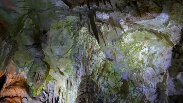 Prometheus Kumistavi Mağarası Tskaltubo Kutaisi Yakınlarında Imereti Bölgesi Asılı Taş — Stok video