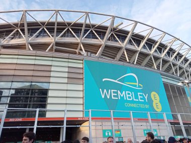 Londra 04: 20 2024: Wembley Stadyumu Spor ve Konser Salonu. Yüksek kalite fotoğraf