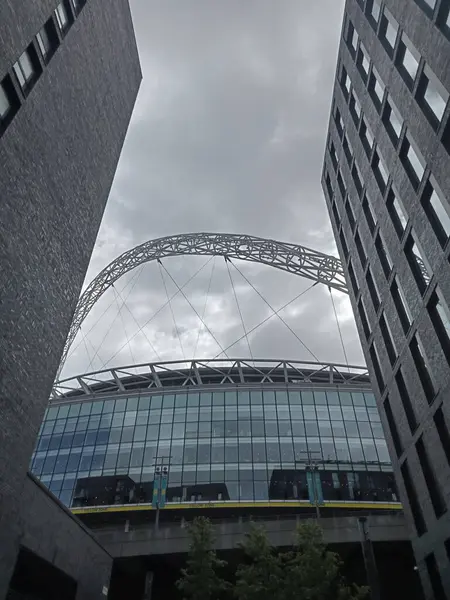 Londra 04: 20 2024: Wembley Stadyumu Spor ve Konser Salonu. Yüksek kalite fotoğraf