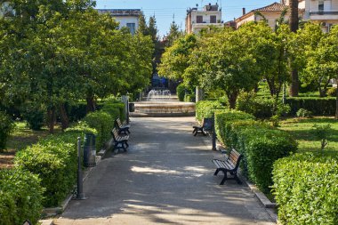 Sparta 'nın Laconia kentindeki Sparta Arkeoloji Müzesi' nin dış görünüşü. Yunanistan 'ın Sparti kentindeki Lakedaemonia olarak bilinen Sparta' nın antik Akropolis bölgesinden binlerce bulguya ev sahipliği yapıyor.