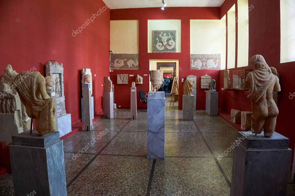 Vista interior del Museo Arqueológico de Esparta. Alberga miles de