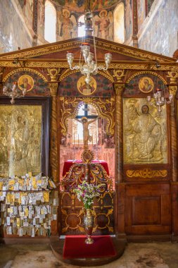Yunanistan 'ın Bizans kenti Mystras' tan görüntü. Mystras şehri bir arkeoloji müzesidir ve 1951 yılında Yunanistan 'ın Lakonya kentinde açıldı.