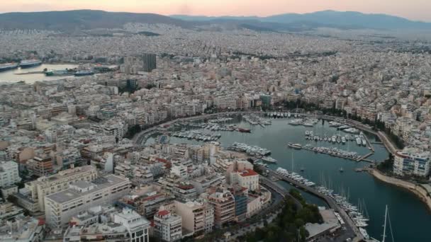 Luftpanoramablick Über Marina Zeas Peiraeus Griechenland Bei Sonnenuntergang — Stockvideo
