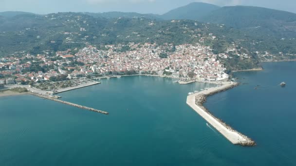 Schöne Luftaufnahme Über Die Berühmte Stadt Skopelos Auch Bekannt Als — Stockvideo