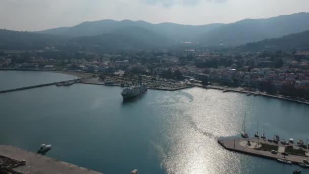 Proteus Ferry Boat Anes Ferries Company Leaving Skopelos Port Chora — Αρχείο Βίντεο
