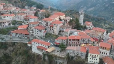 Yunanistan 'ın Sporades Adası' ndaki Chora olarak da bilinen ünlü Zelos kasabasının güzel hava manzarası