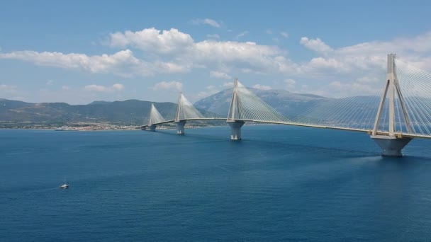 Flygfoto Över Rio Antirrio Eller Charilaos Trikoupis Bridge Världens Längsta — Stockvideo
