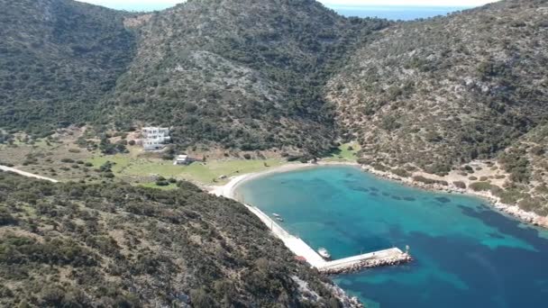 Vista Aérea Del Pintoresco Puerto Antiguo Gerakas Norte Alonnisos Grecia — Vídeos de Stock