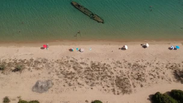 Vista Aérea Panorámica Del Naufragio Playa Divari Cerca Bahía Navarino — Vídeos de Stock