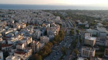 Yunanistan 'ın Kalamata şehrinin merkezinde güzel bir manzara var. Messenia, Yunanistan, Avrupa üzerinde hava fotoğrafçılığı