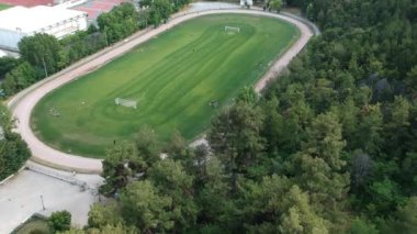 Yunanistan 'ın Kozani kenti üzerinde hava panoramik manzarası