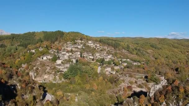 Luftaufnahme Des Malerischen Dorfes Kipi Der Nähe Des Dorfes Dilofo — Stockvideo