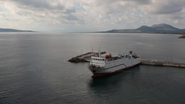 Ferry Porfyrousa Triton Ferries Company Docked Port Neapolis Town Vatika — 비디오