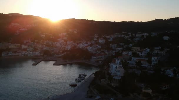 Aerial Panoramic View Patitiri Capital Town Alonnisos Island Sporades Aegean — Stockvideo