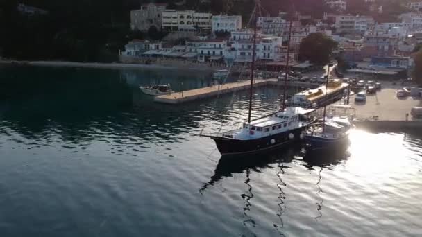 Aerial Panoramic View Patitiri Capital Town Alonnisos Island Sporades Aegean — Stock video