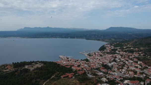 Widok Lotu Ptaka Piękne Nadmorskie Miasto Pylos Położone Zachodniej Messenii — Wideo stockowe