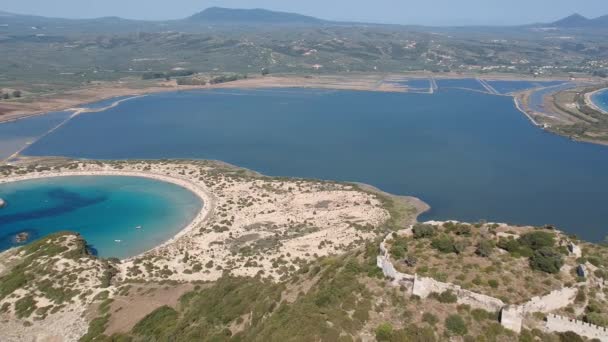 Veduta Panoramica Aerea Della Famosa Spiaggia Sabbia Semicircolare Laguna Voidokilia — Video Stock