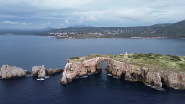 Navarino Savaşı Nda Ölen Fransız Denizciler Için Dikilmiş Anıtın Bulunduğu — Stok video