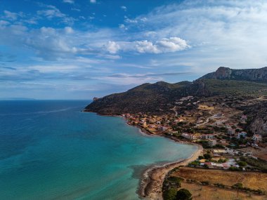 Laconia, Moreloponese, Yunanistan 'daki Plytra bölgesi üzerinde hava manzarası.