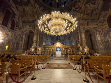 Kalamata, Messenia, Yunanistan 'daki Agii Taksikemerleri (En Büyük Tugayların Kutsal Tapınağı) kilisesinin iç manzarası