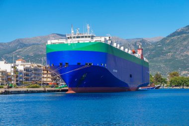 LAPIS ARROW gemisi Yunanistan 'ın Mora, Messenia kentindeki Kalamata limanına demir attı.