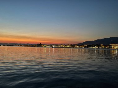 Messenia 'daki Kalamata limanının güzel manzarası, Yunanistan' daki Mora.