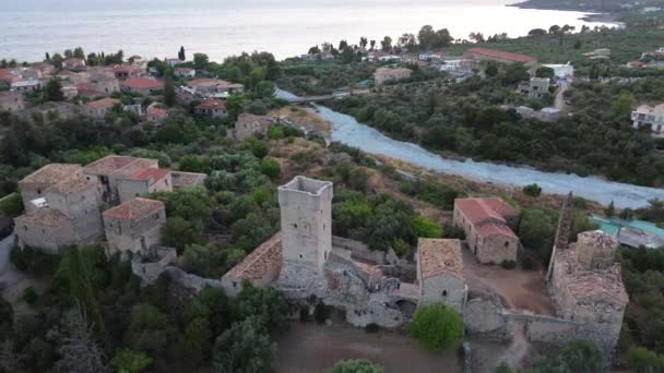 Luftaufnahme Des Wunderschönen Küstenortes Kardamyli Griechenland Gelegen Der Messenian Mani — Stockvideo