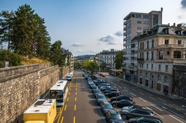 Cenevre, İsviçre - 8 Eylül 2023: İsviçre 'deki Cenevre şehir merkezi manzarası