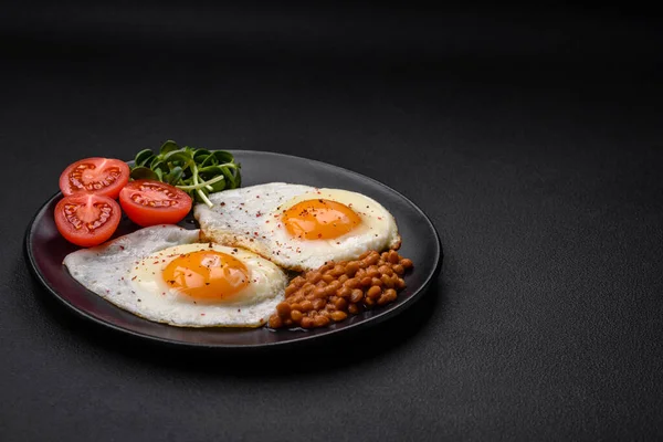 Delicious Hearty Breakfast Consisting Two Fried Eggs Canned Lentils Microgreens — Stock Photo, Image