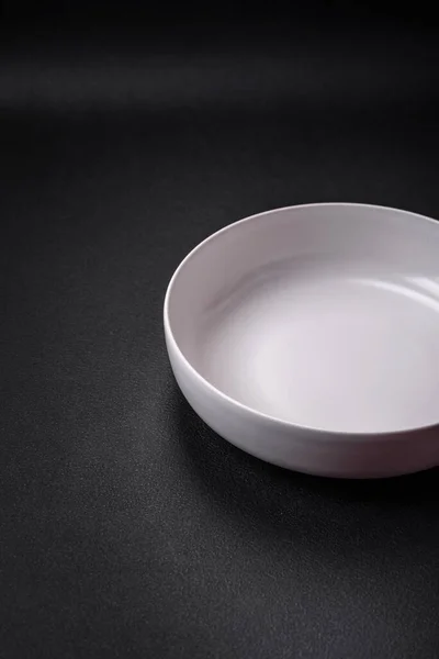 White Empty Soup Bowl Dark Concrete Background Family Dinner Preparation — Stock Photo, Image