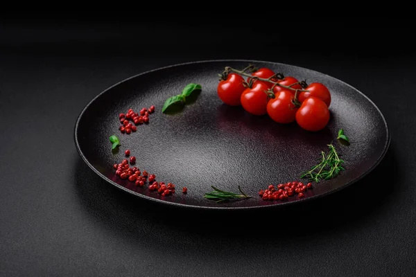 Ingrédients Pour Cuire Les Tomates Cerises Sel Les Épices Les — Photo