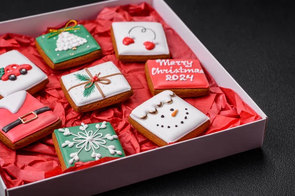 Délicieux Biscuits Colorés Frais Noël Nouvel Pain Épice Sur Une — Photo