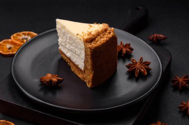 Beton kaplamalı lezzetli cheesecake keki. Lezzetli kahvaltı tatlısı