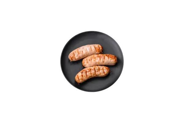 Finom Grillezett Kolbász Csirkehúsból Vagy Sertéshúsból Sóval Fűszerekkel Fűszernövényekkel Texturált — Stock Fotó