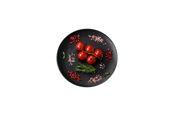 Ingredientes Para Cocinar Tomates Cherry Sal Especias Hierbas Sobre Fondo — Foto de Stock