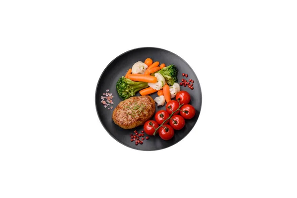 Köstliche Frittierte Fischhackschnitzel Mit Gewürzen Und Kräutern Auf Dunklem Betongrund — Stockfoto