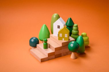 Kendi evinize yatırım yapmak ve gayrimenkul almak için küçük ahşap bir ev. Fikrin için arka plan