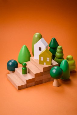 Kendi evinize yatırım yapmak ve gayrimenkul almak için küçük ahşap bir ev. Fikrin için arka plan