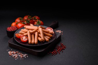 Tuzlu, baharatlı ve çimento kaplı lezzetli vejetaryen sosisleri.