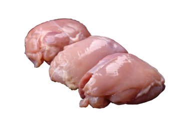 Koyu beton bir masada baharat ve otlarla taze tavuk filetosu. Et yemekleri için hazırlık.