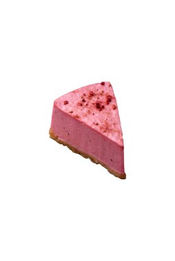 Ahududu ya da çilek aromalı bir parça tatlı cheesecake. Beyaz arka planda maskaron peyniri.