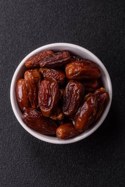 Kurutulmuş tropikal tarih meyvesi taze organik diyet gıdaları için bir malzeme olarak kullanılır. Vegan, vejetaryen yemeği