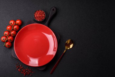 Boş kaşık tabağı, yemek masası için çatal bıçak takımı. Yemekler için mutfak boş tabağı