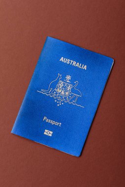 Seyahat etmek, uçmak ve iş yapmak için Avustralya pasaportu. Avustralya belgesi, sınırı geçmek için kimlik