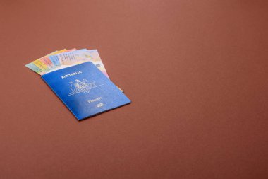 Seyahat etmek, uçmak ve iş yapmak için Avustralya pasaportu. Avustralya belgesi, sınırı geçmek için kimlik