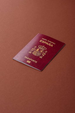Seyahat, uçmak ve iş yapmak için İspanya pasaportu. İspanyolca belge, sınırı geçmek için kimlik