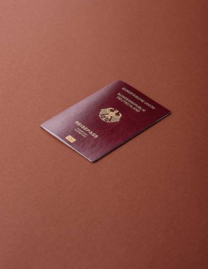 Alman pasaportu, Alman seyahat belgesi, sınır kapısı, iş amaçlı.