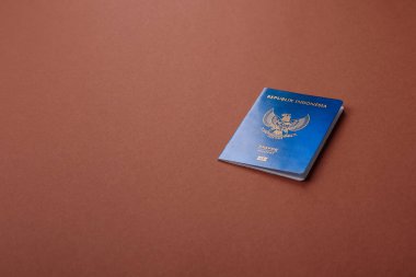 Seyahat, uçmak ve iş yapmak için Endonezya pasaportu. Endonezya belgesi, sınırı geçmek için kimlik